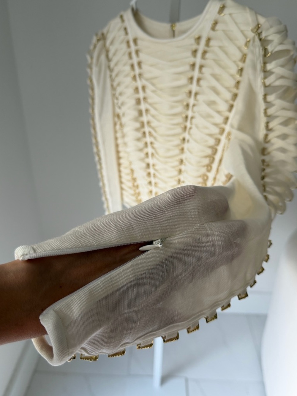 ZIMMERMANN Lace-up embellished linen and silk-blend top - Picture 8 of 10